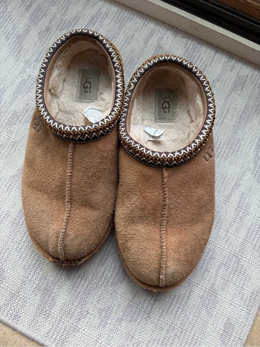 UGG Men's Chestnut Brown Suede Shearling Slip-On Loafers